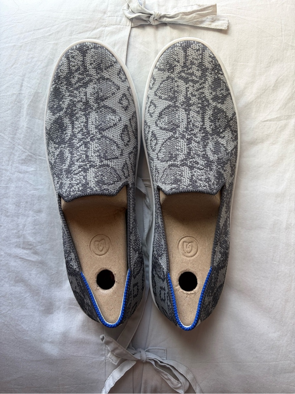 Rothy’s slip on sneakers - grey stone snake